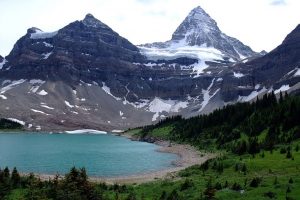 Mt Assiniboine